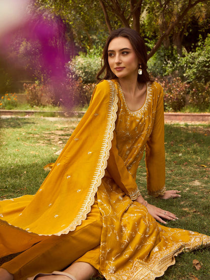 Ethnic Motifs Embroidered Round Neck Straight Kurta with Trousers & Dupatta