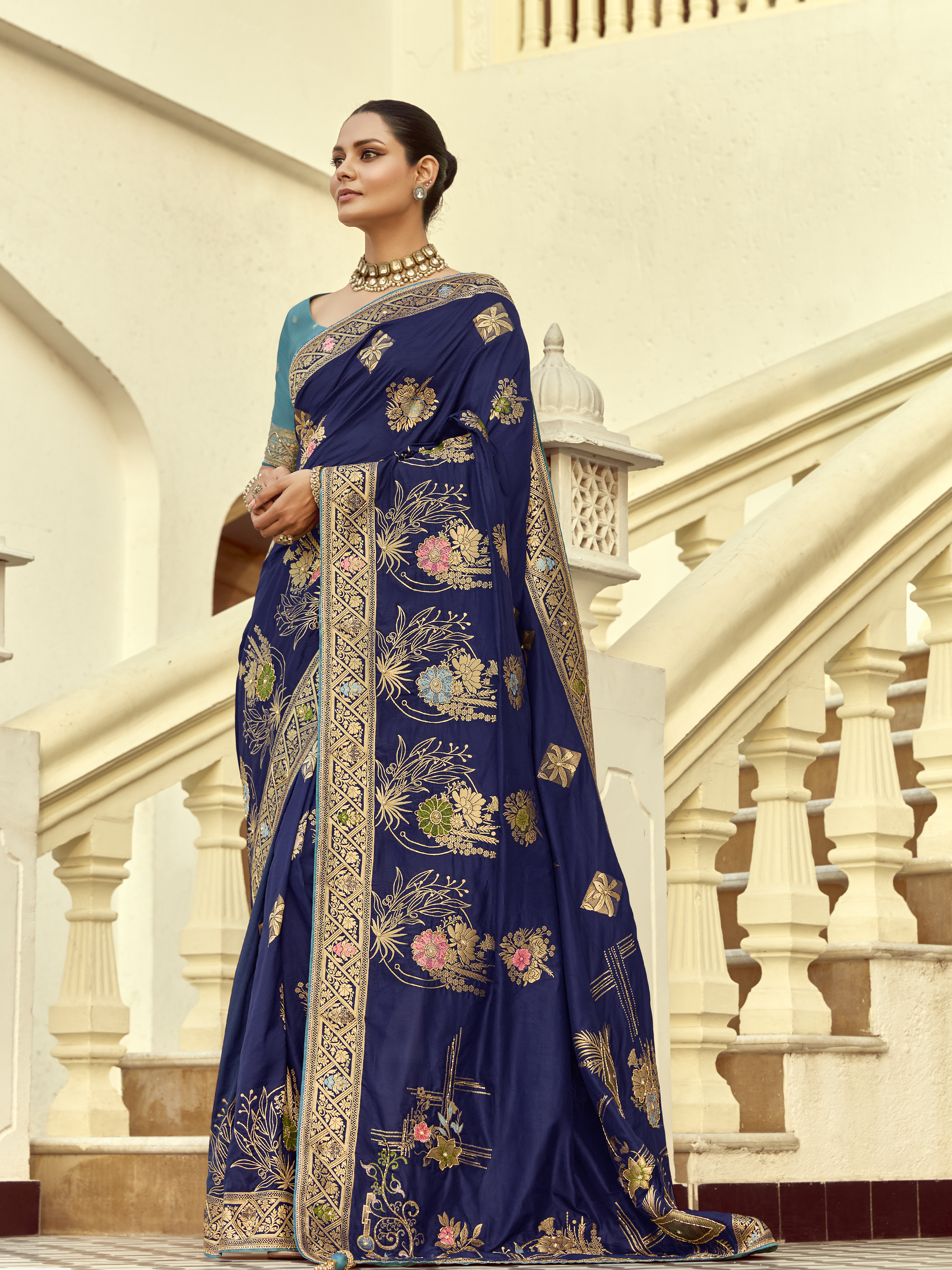 Dhiyona KM Women Royal Blue Silk Saree With Elegant Golden Work
