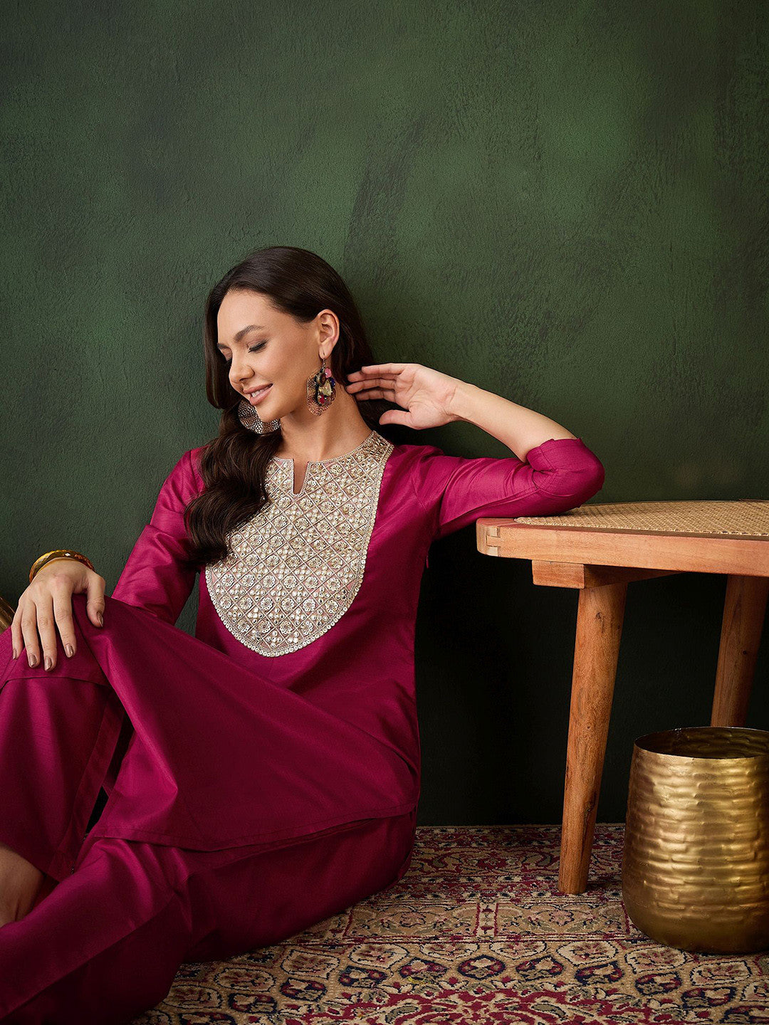 Dhiyona SN Ethnic Motifs Yoke Design Sequinned Straight Kurta With Trouser