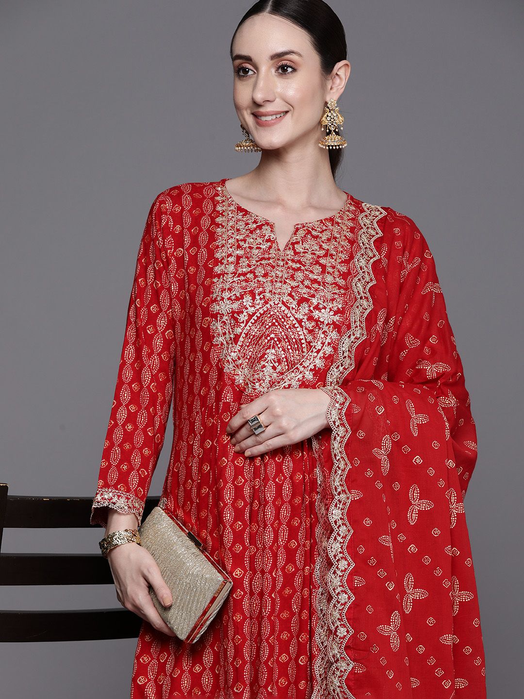 Dhiyona IE Ethnic Motifs Printed Regular Sequinned Kurta With Trousers & Dupatta