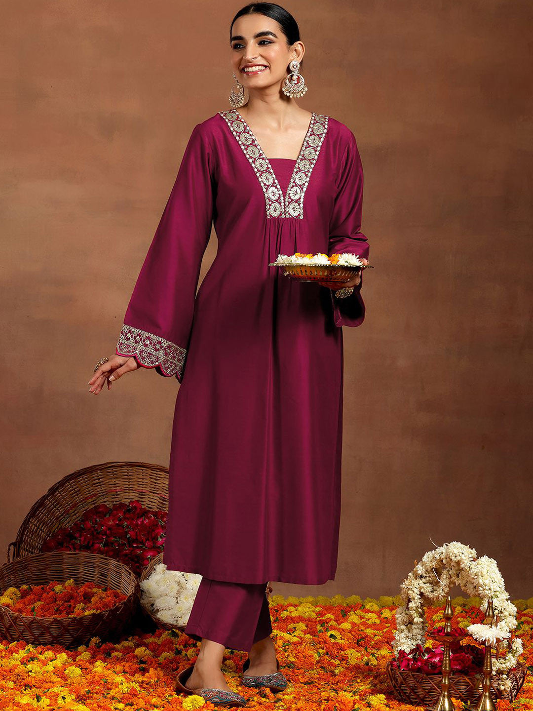 Women Floral Yoke Design Pleated Kurta with Trousers