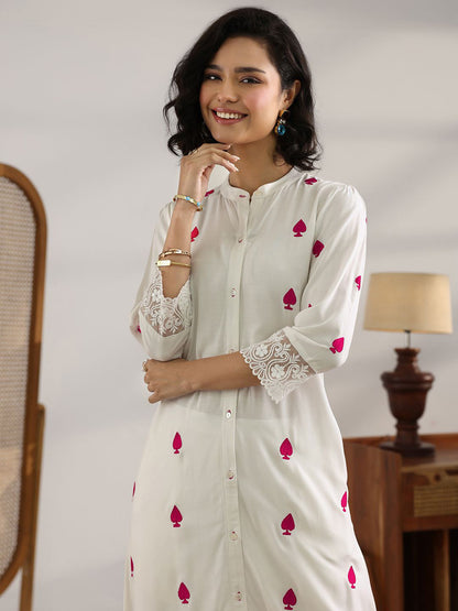 Women Ethnic Motifs Embroidered Regular Kurta with Trousers