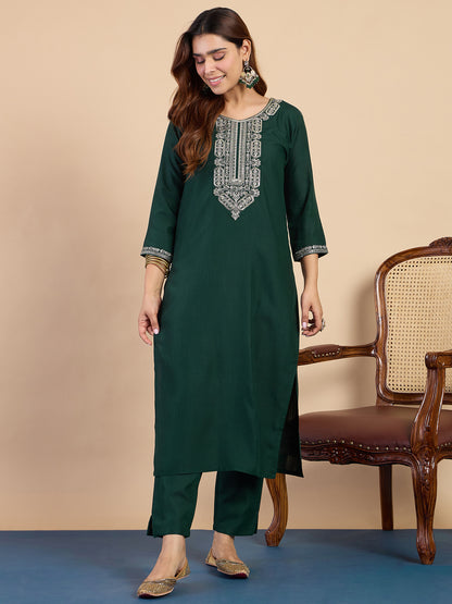 Dhiyona VV  Green Womens Traditional Kurta Pant Set with Dupatta