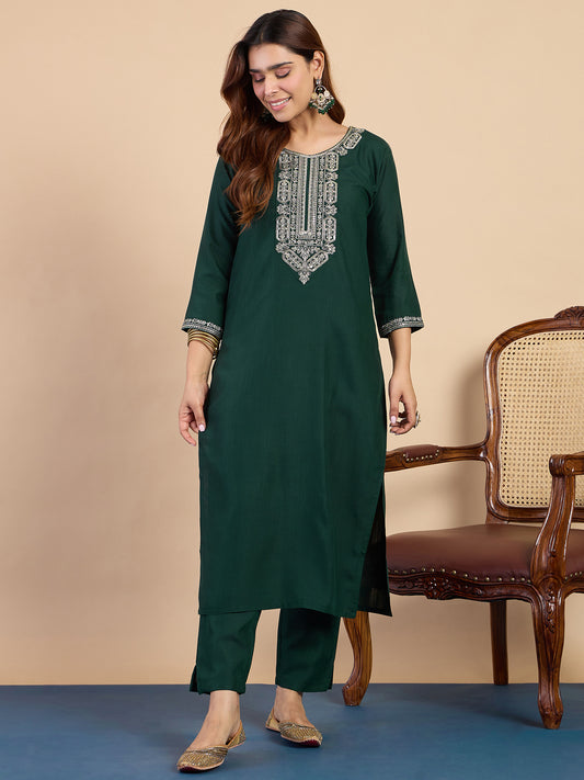 Dhiyona VV  Green Womens Traditional Kurta Pant Set with Dupatta
