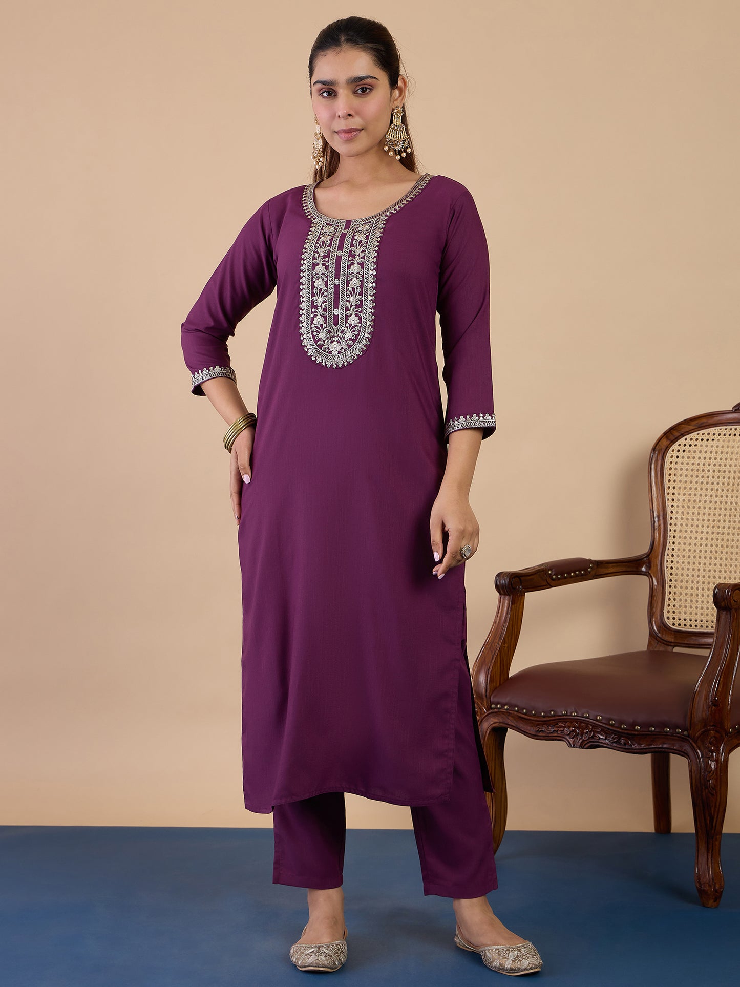 Dhiyona VV Purple Elegant Embroidered Kurta Pant Set for Women