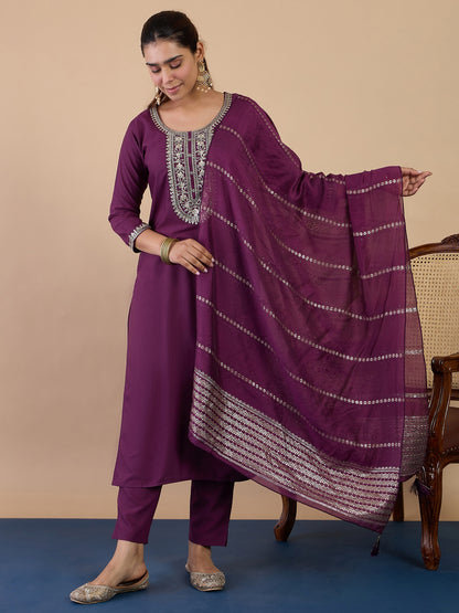 Dhiyona VV Purple Elegant Embroidered Kurta Pant Set for Women