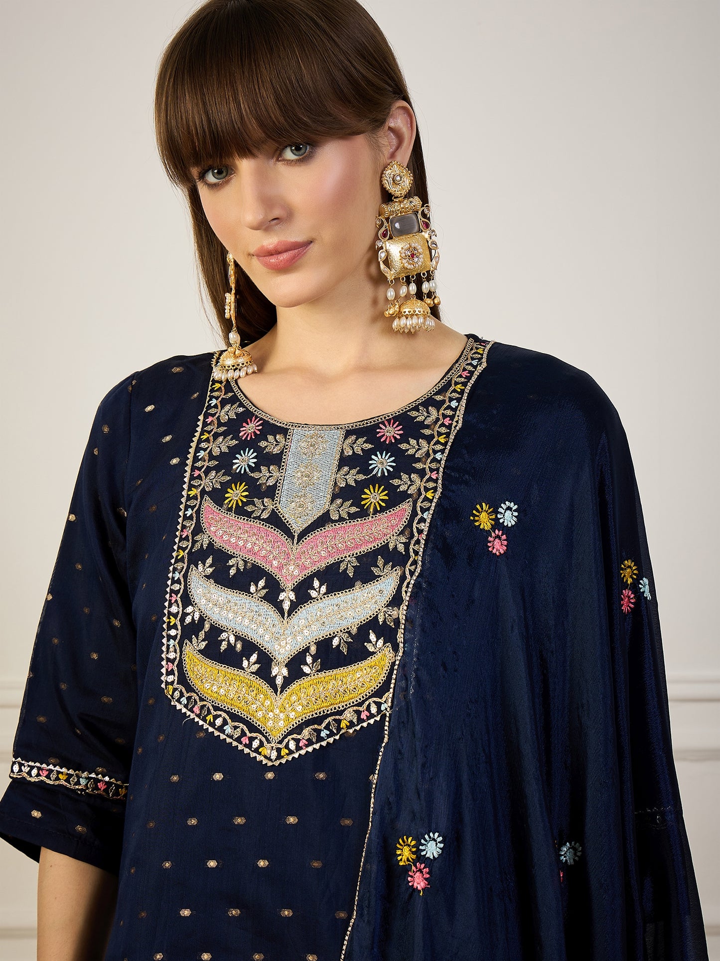 Dhiyona VV Bindiya Blue Embroidered Chanderi Silk Kurta Set with Embroidered Dupatta