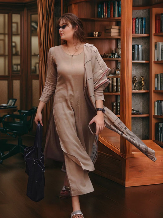 Dhiyona KL Round Neck Straight Kurta With Trousers & Dupatta