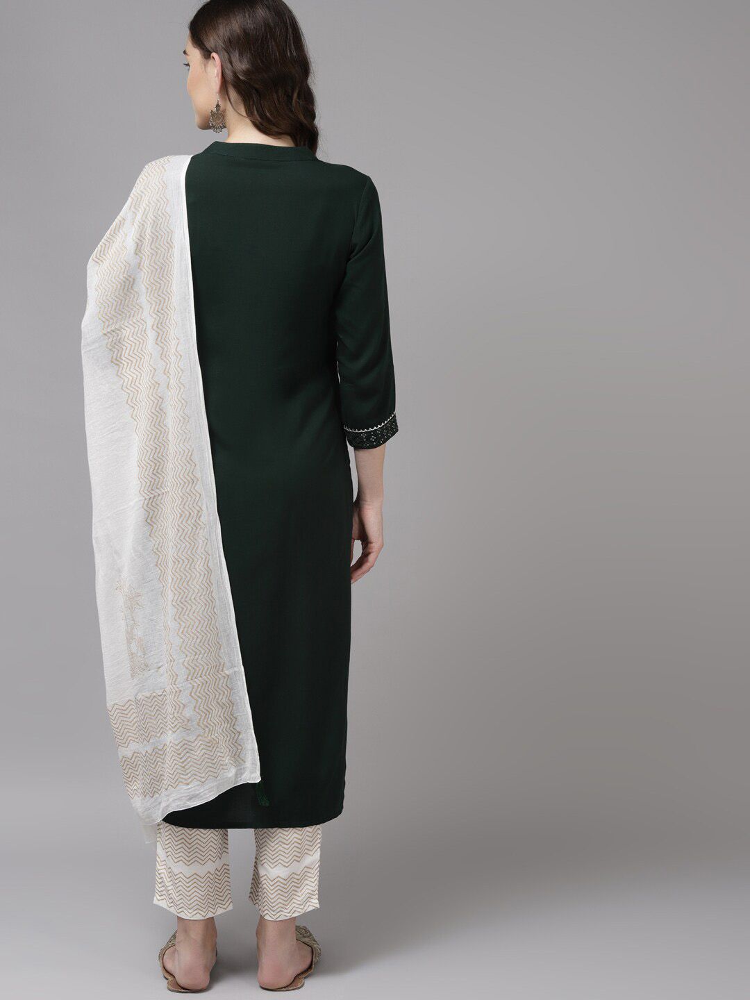 Women Green & White Embroidered Kurta with Trousers & Dupatta
