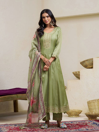 Dhiyona CH Women Ethnic Motifs Embroidered Mirror Work Kurta with Trousers & Dupatta