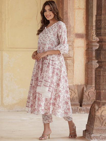 Dhiyona KL Floral Printed V-Neck Regular Gotta Patti Kurta With Trousers & Dupatta