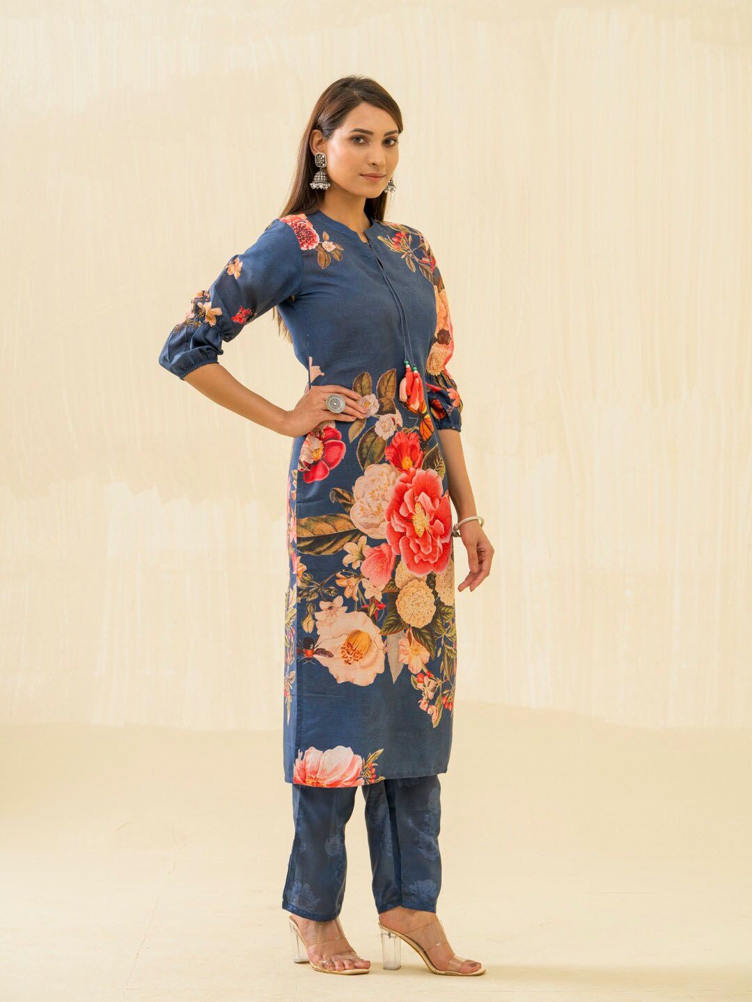 Dhiyona IS Women's Floral Printed Regular Cotton Kurta with Trousers