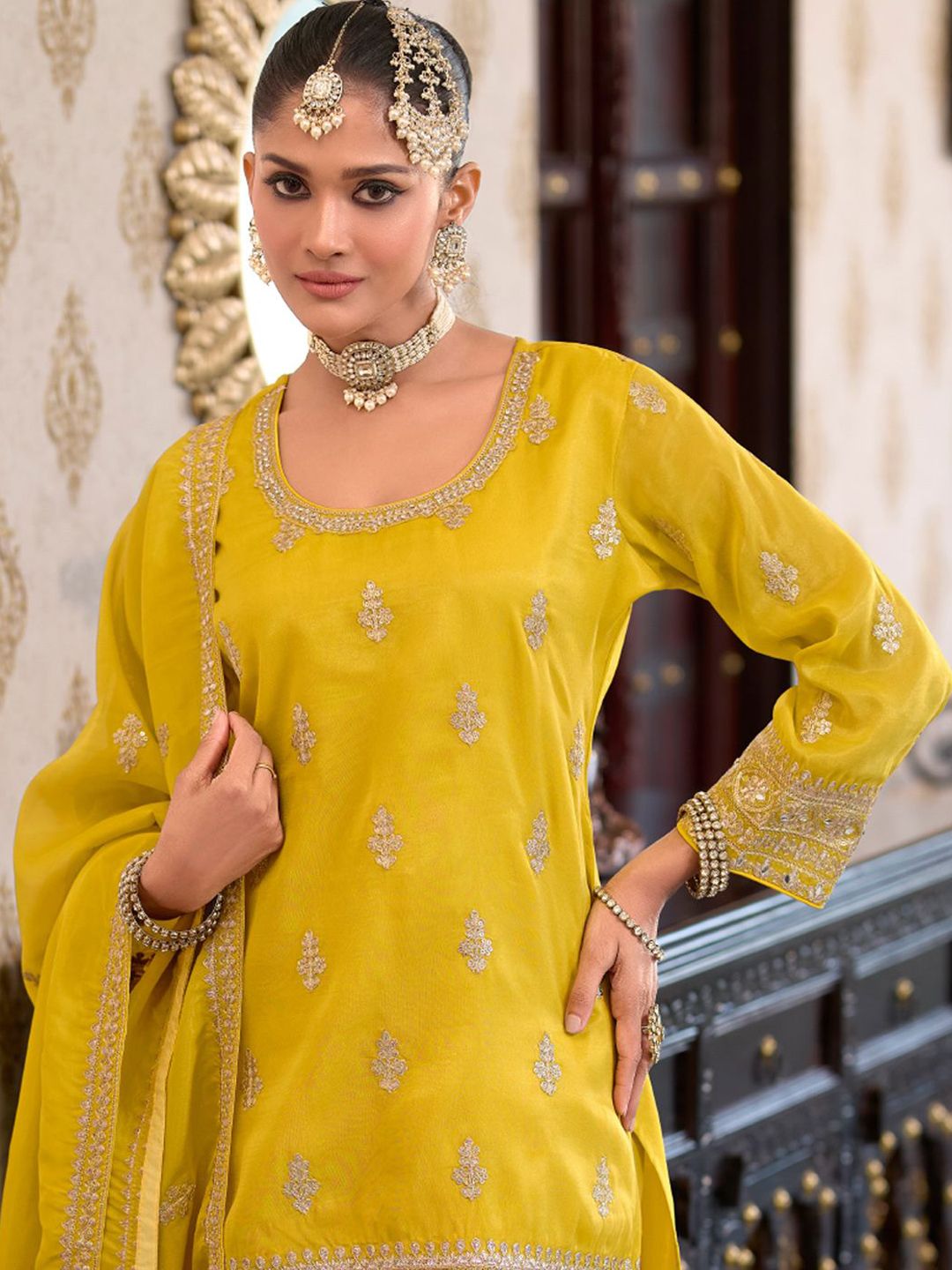 Dhiyona IE Women Ethnic Motifs Embroidered Regular Kurta with Palazzos & With Dupatta
