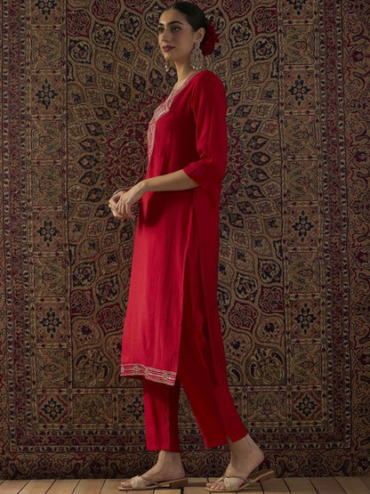 Dhiyona IE Embroidered Notch Neck Tunic With Trousers