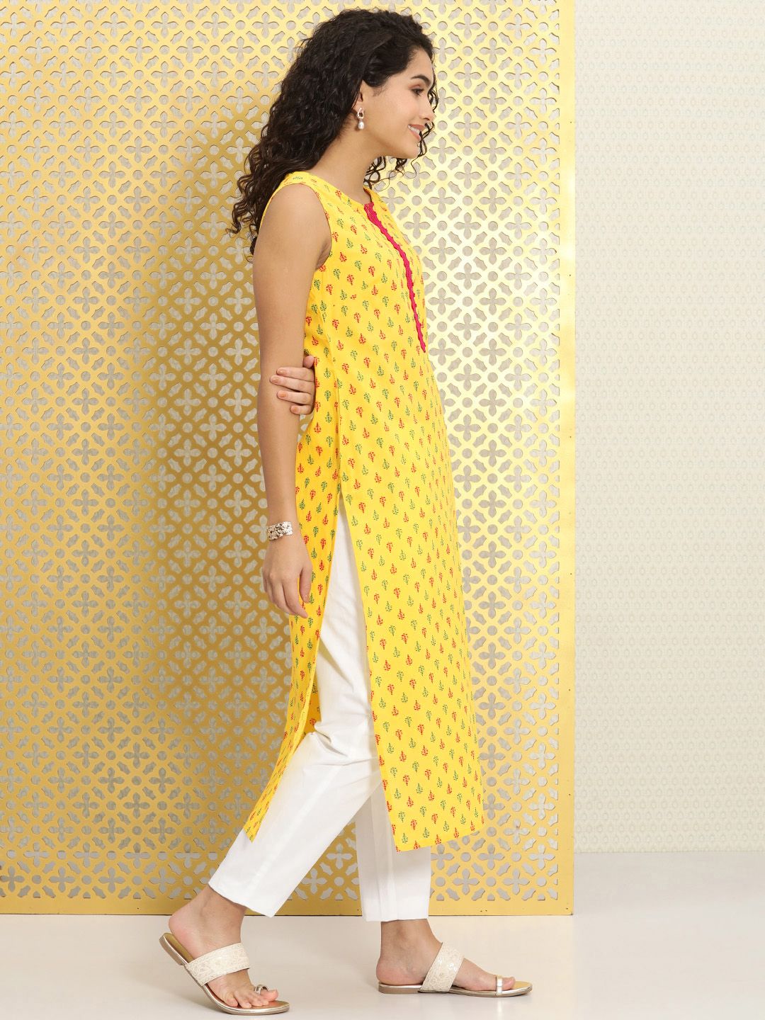 Dhiyona OD  Women Yellow Ethnic Motifs Printed Rozana Straight Kurta