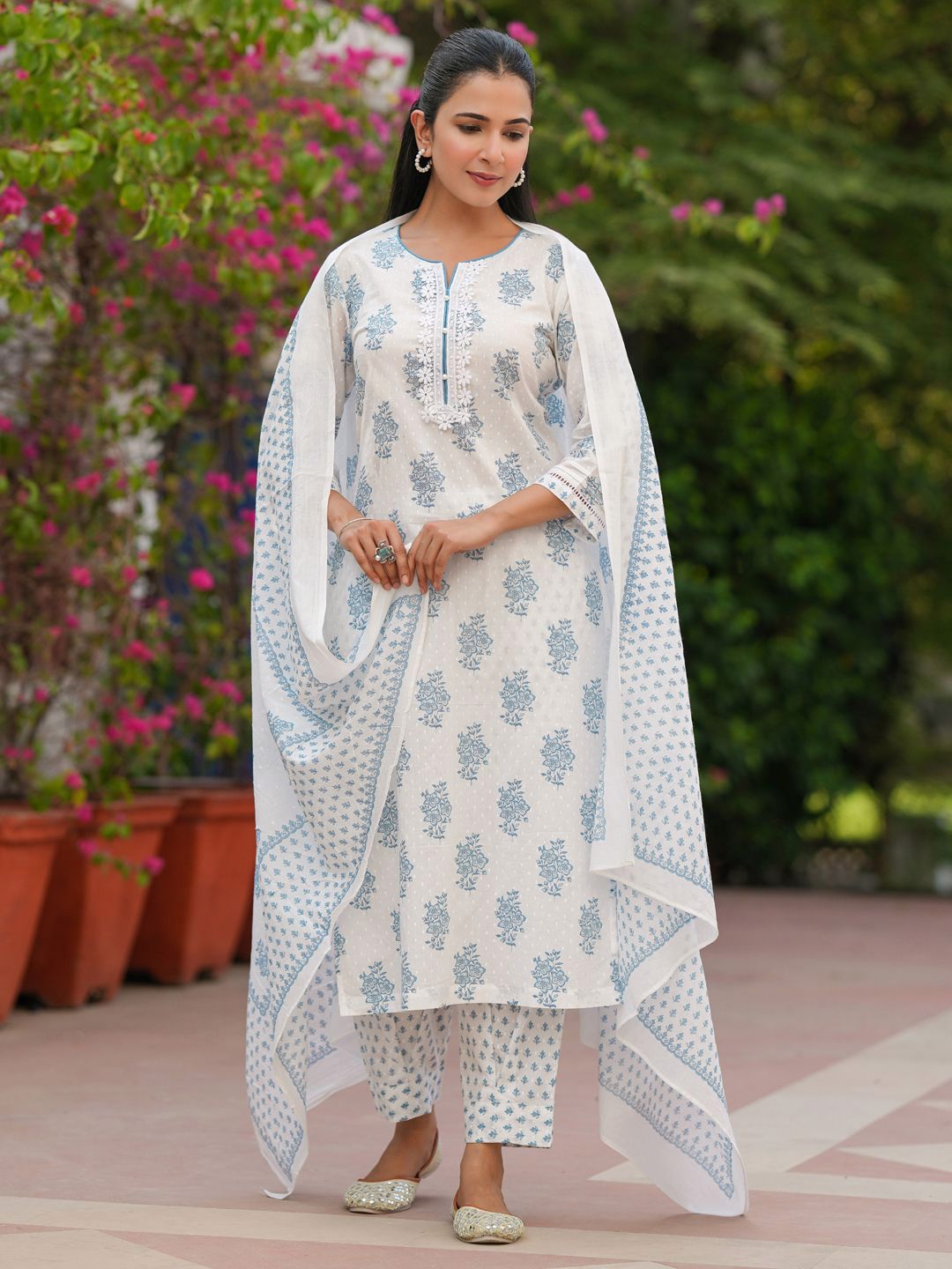 Dhiyona RR Women's Ethnic Motifs Printed Pure Cotton Kurta with Trousers & Dupatta