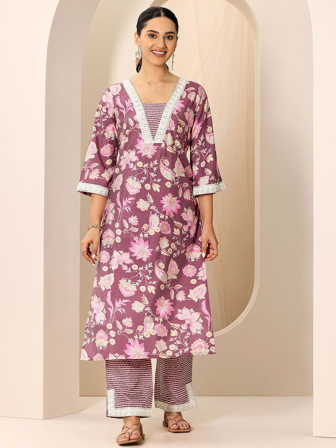 Floral Printed V-Neck Kurta With Trouser