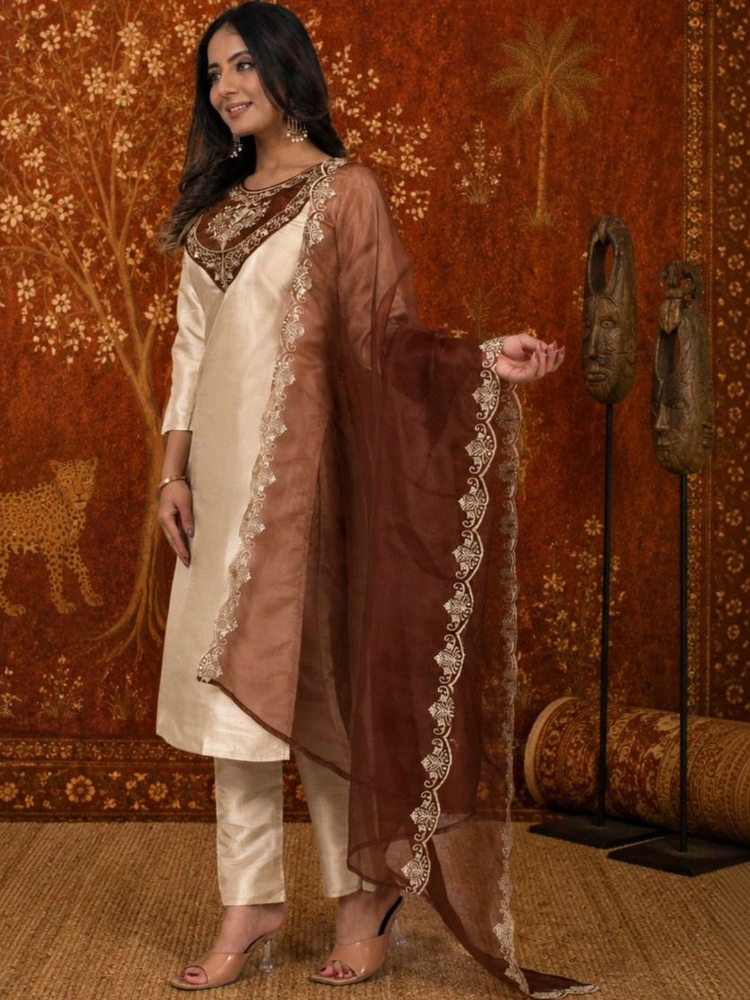 Women Ethnic Motifs Embroidered Regular Thread Work Kurta with Trousers & With Dupatta