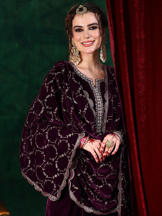 Women Solid Embroidered Kurta with Trousers & Dupatta