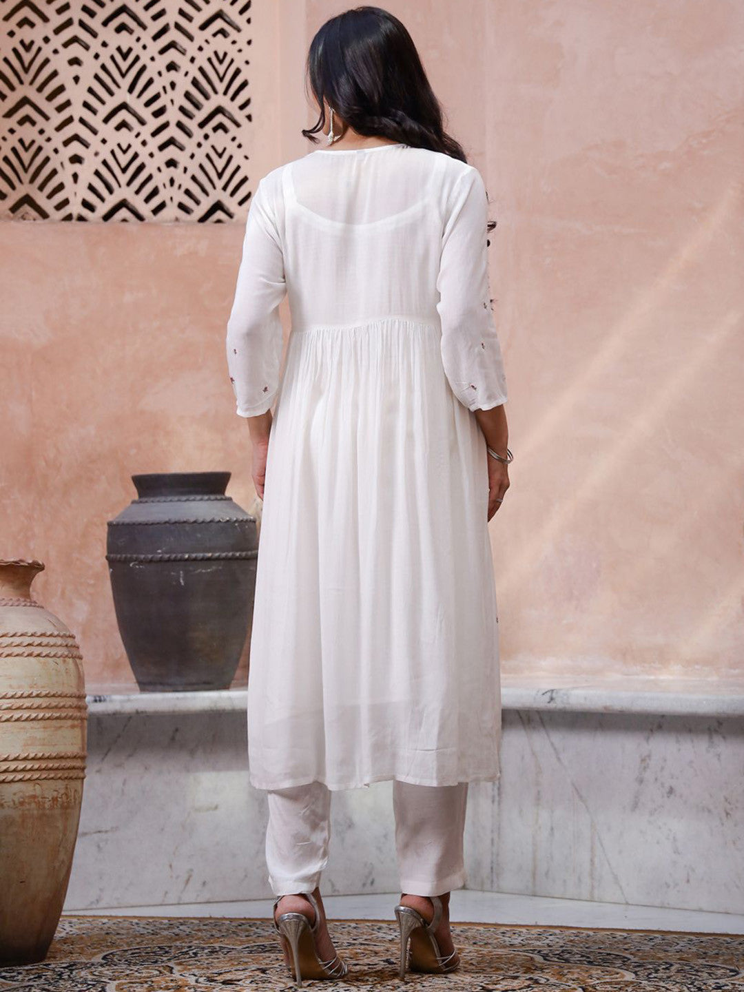 Floral Embroidered Thread Work Kurta with Trouser