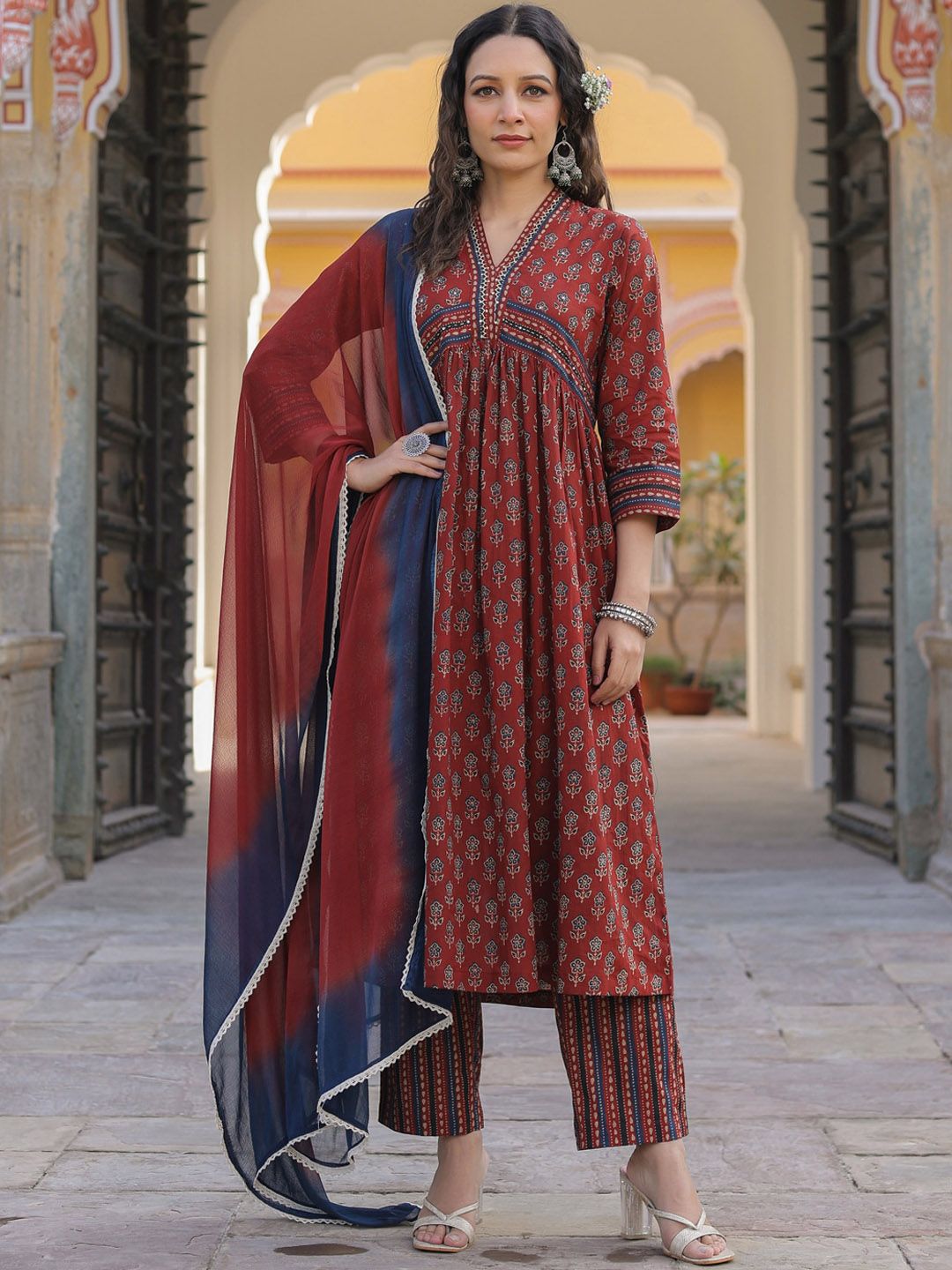 Dhiyona RR Women's Printed Empire Sequinned Pure Cotton Kurta with Trousers & Dupatta