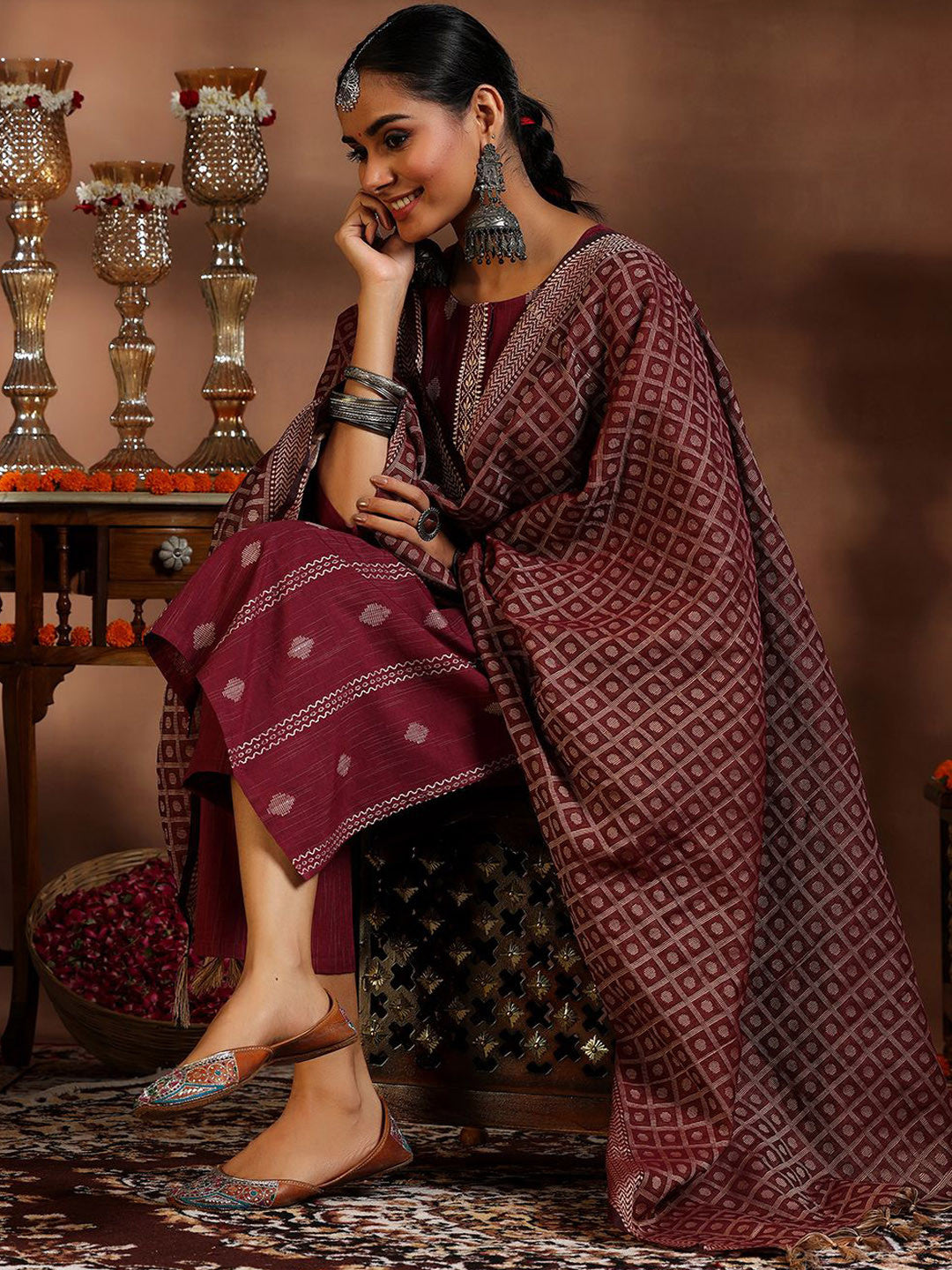 Women Ethnic Motifs Regular Thread Work Kurta with Trousers & With Dupatta