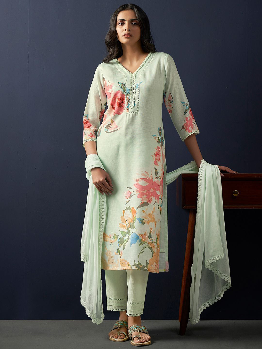 Floral Printed Regular Linen Straight Kurta With Trousers & Dupatta