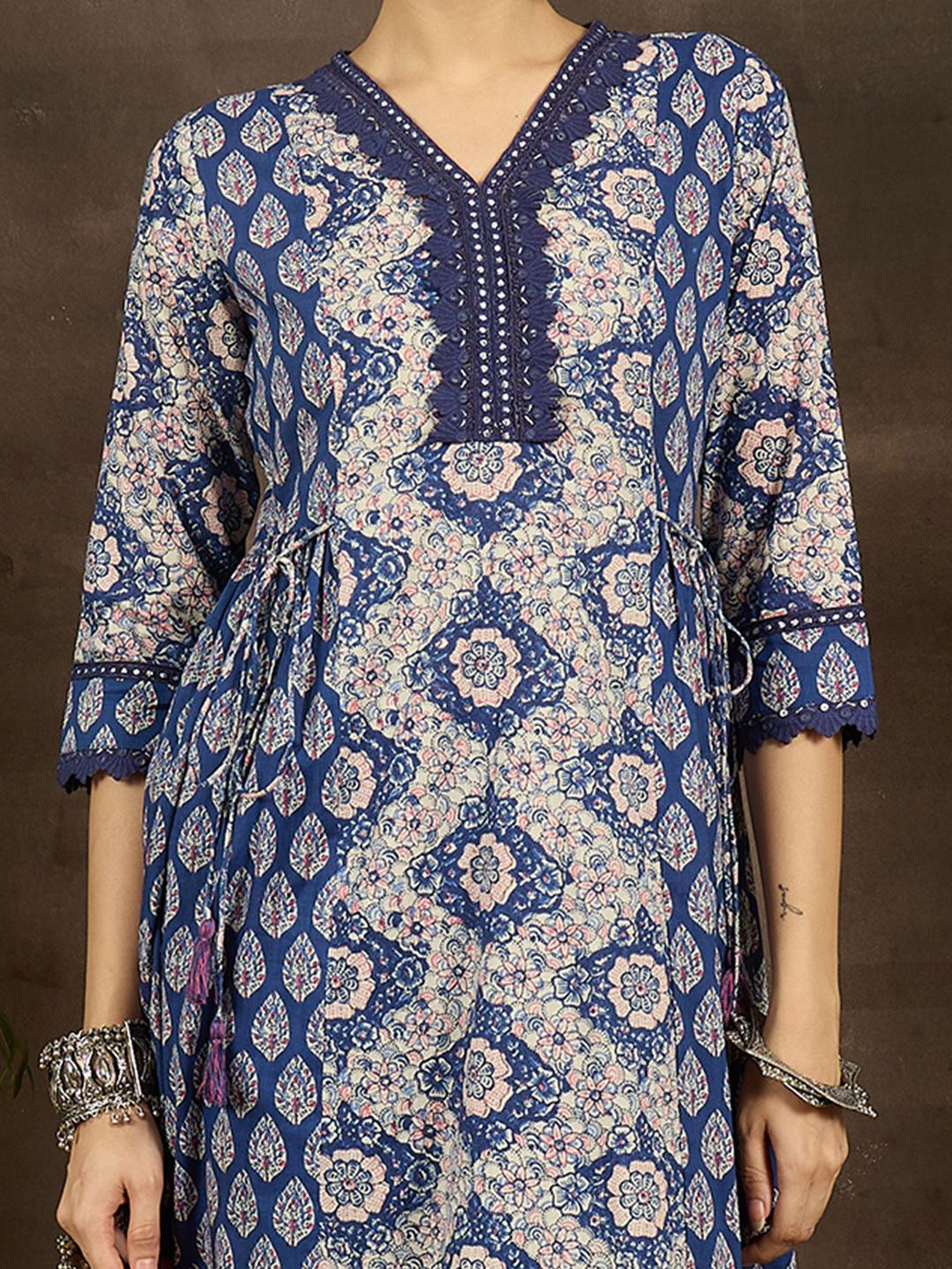 Dhiyona IE Floral Printed V-Neck Pure Cotton A-Line Kurta With Trousers
