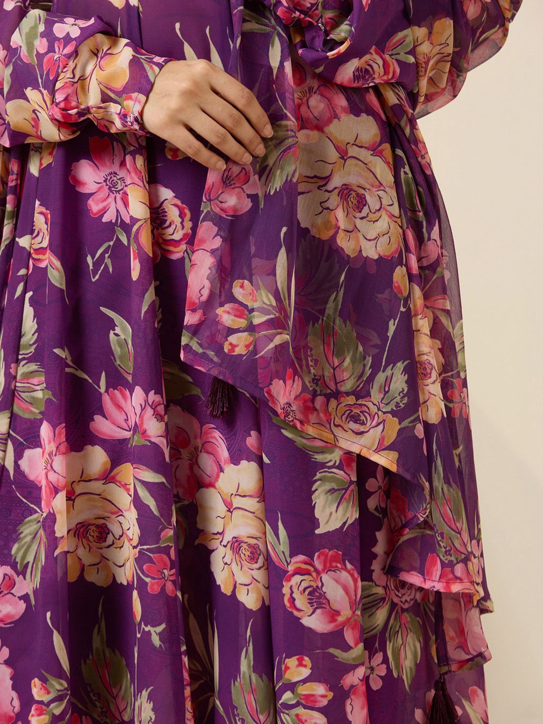Dhiyona IS Women's Women Floral Printed Regular Kurta with Trousers & With Dupatta