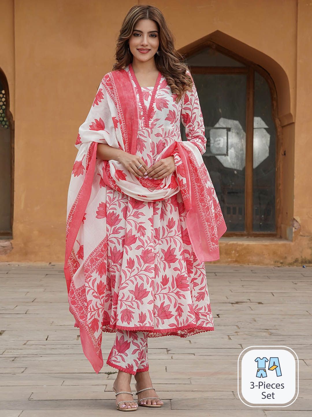 Dhiyona KL Floral Printed V-Neck Regular Kurta With Trousers & Dupatta