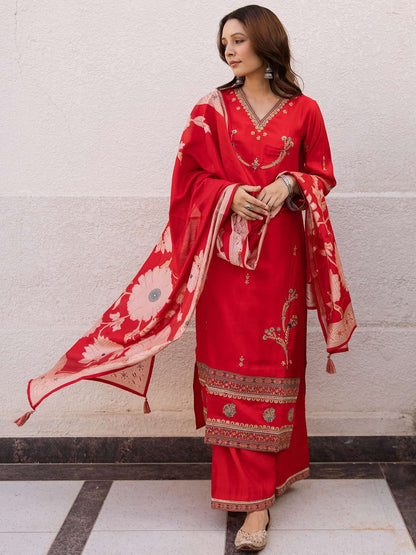 Dhiyona KL Women Floral Embroidered Kurta with Palazzo & Dupatta