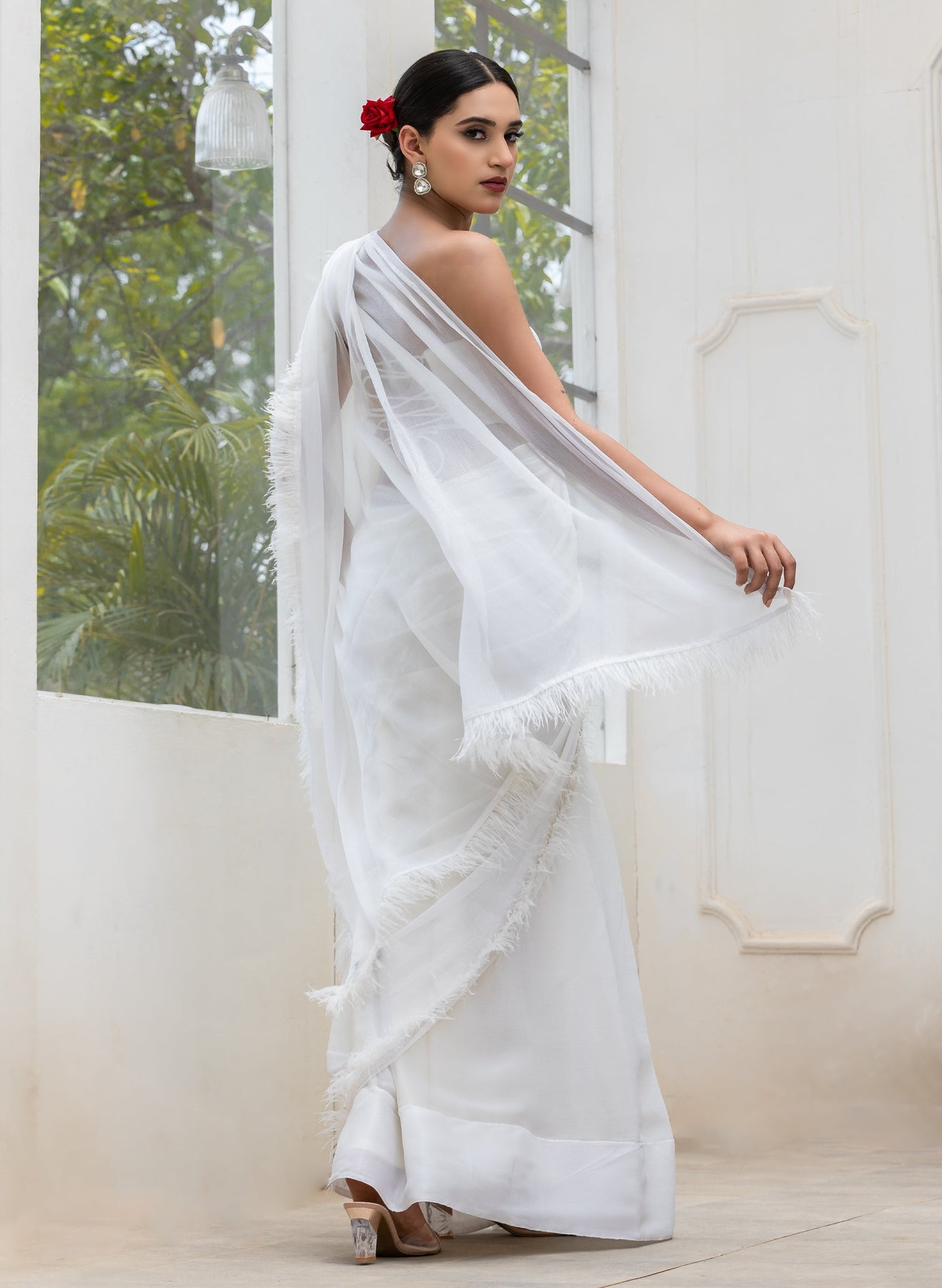 Dhiyona ST Gala Ready White Shimmer Saree with Faux Feathers and Blouse Fabric