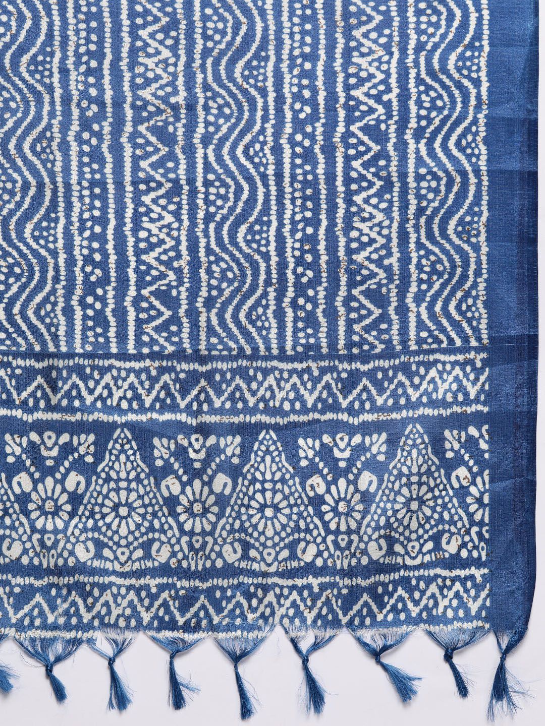 Blue Blue Sleeveless Halter Neck Straight Republic Day Kurta with Trouser & Bandhani Printed Dupatta