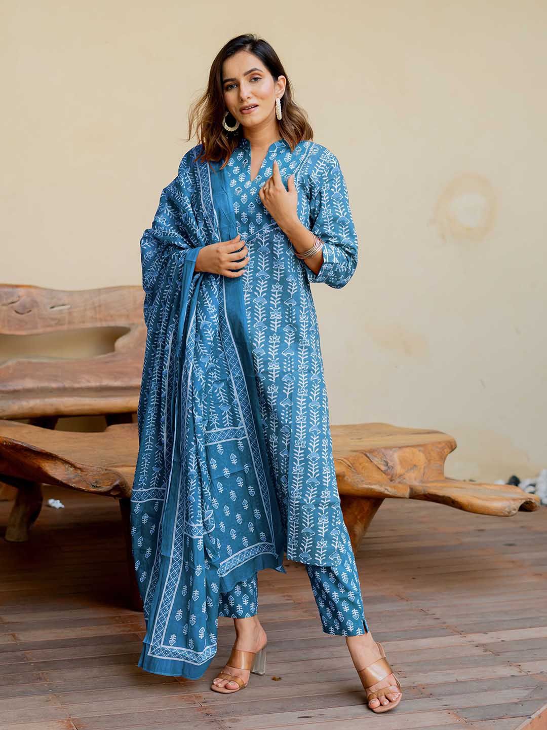 Dhiyona KL Ethnic Motifs Printed Gotta Patti Pure Cotton Kurta With Trousers & Dupatta