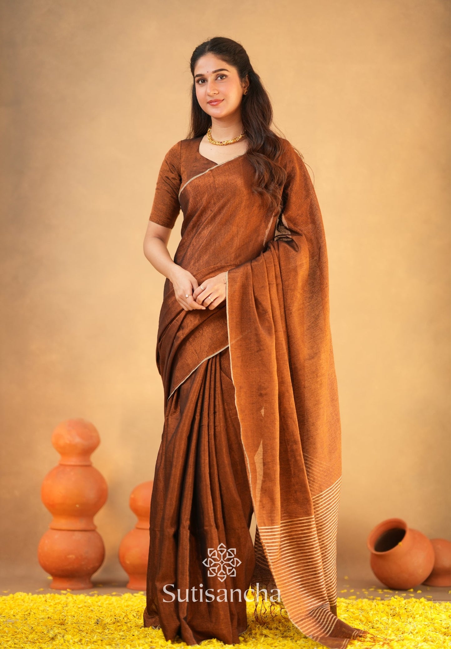 Dhiyona SS Tissue Charm Light and Lustrous Linen Saree