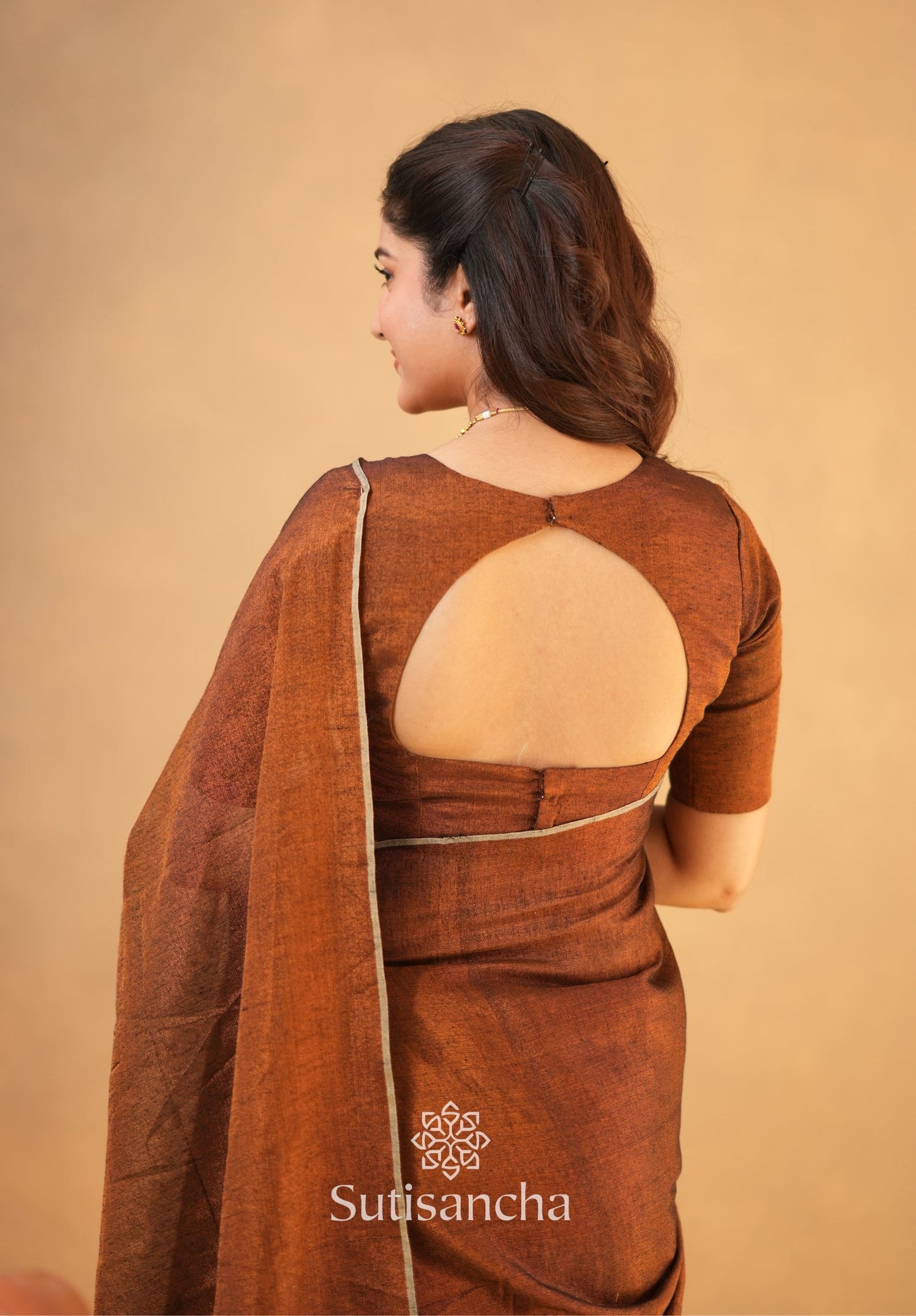 Dhiyona SS Tissue Charm Light and Lustrous Linen Saree