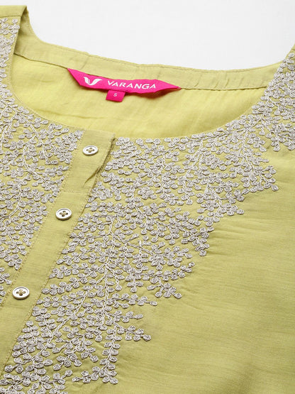 Green Floral Embroidered Regular Chanderi Silk Kurta with Trousers & Dupatta