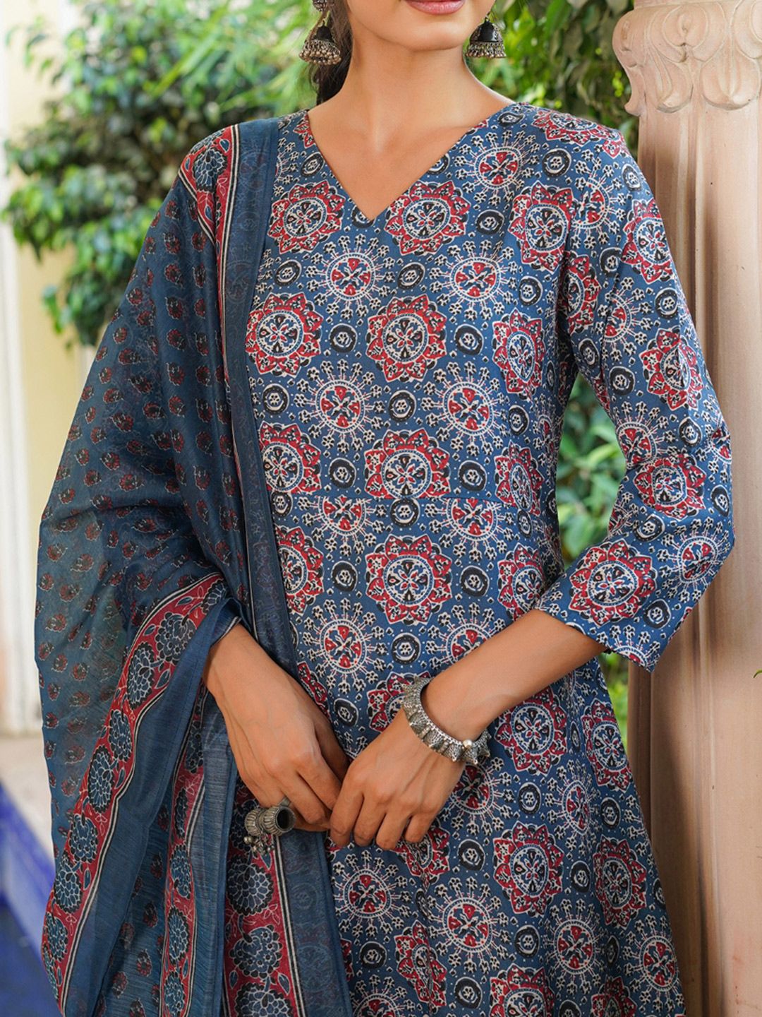 Dhiyona KL Women Ethnic Motifs Printed Kurta with Palazzo & Dupatta