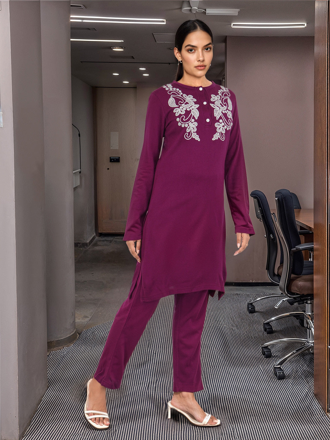 Paisley Embroidered Thread Work Kurta with Trouser