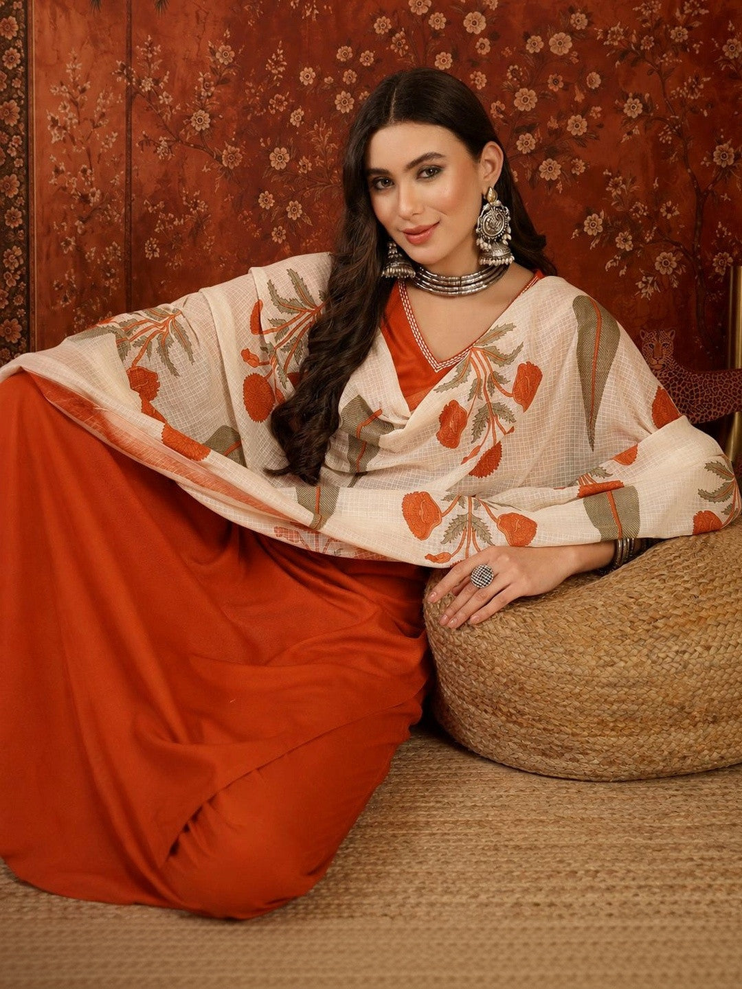Women Floral Regular Kurta with Trousers & With Dupatta