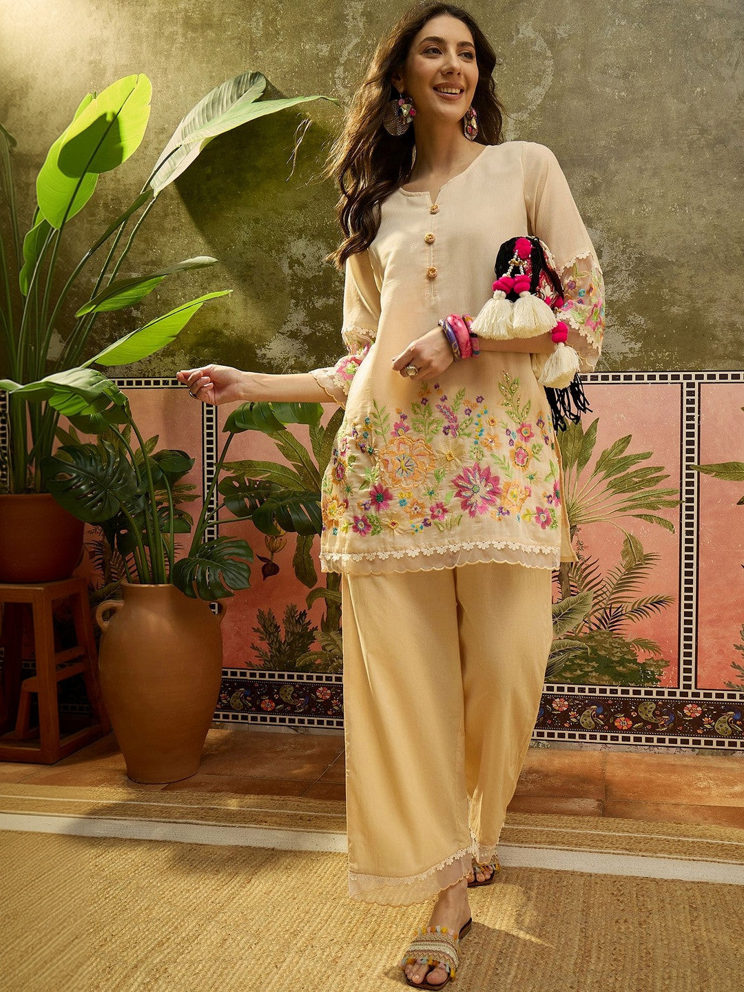 Embroidered Pure Cotton Round Neck Kurti & Trousers