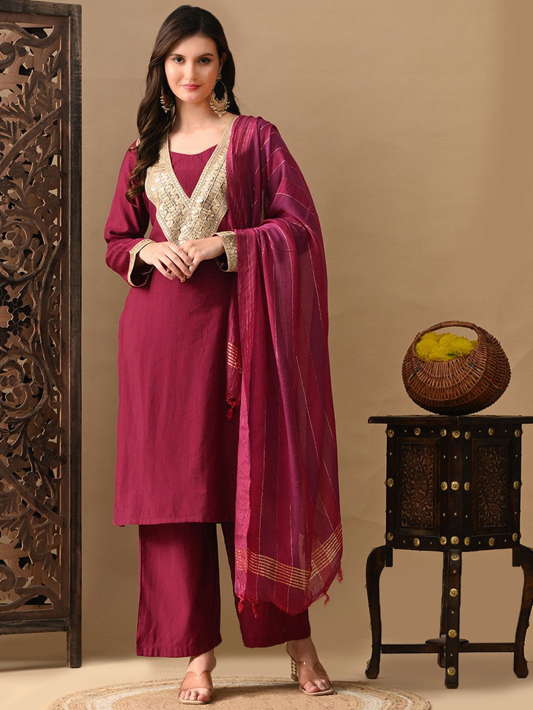 Dhiyona SN Embroidered Round Neck Long Sleeves Kurta & Trousers With Dupatta