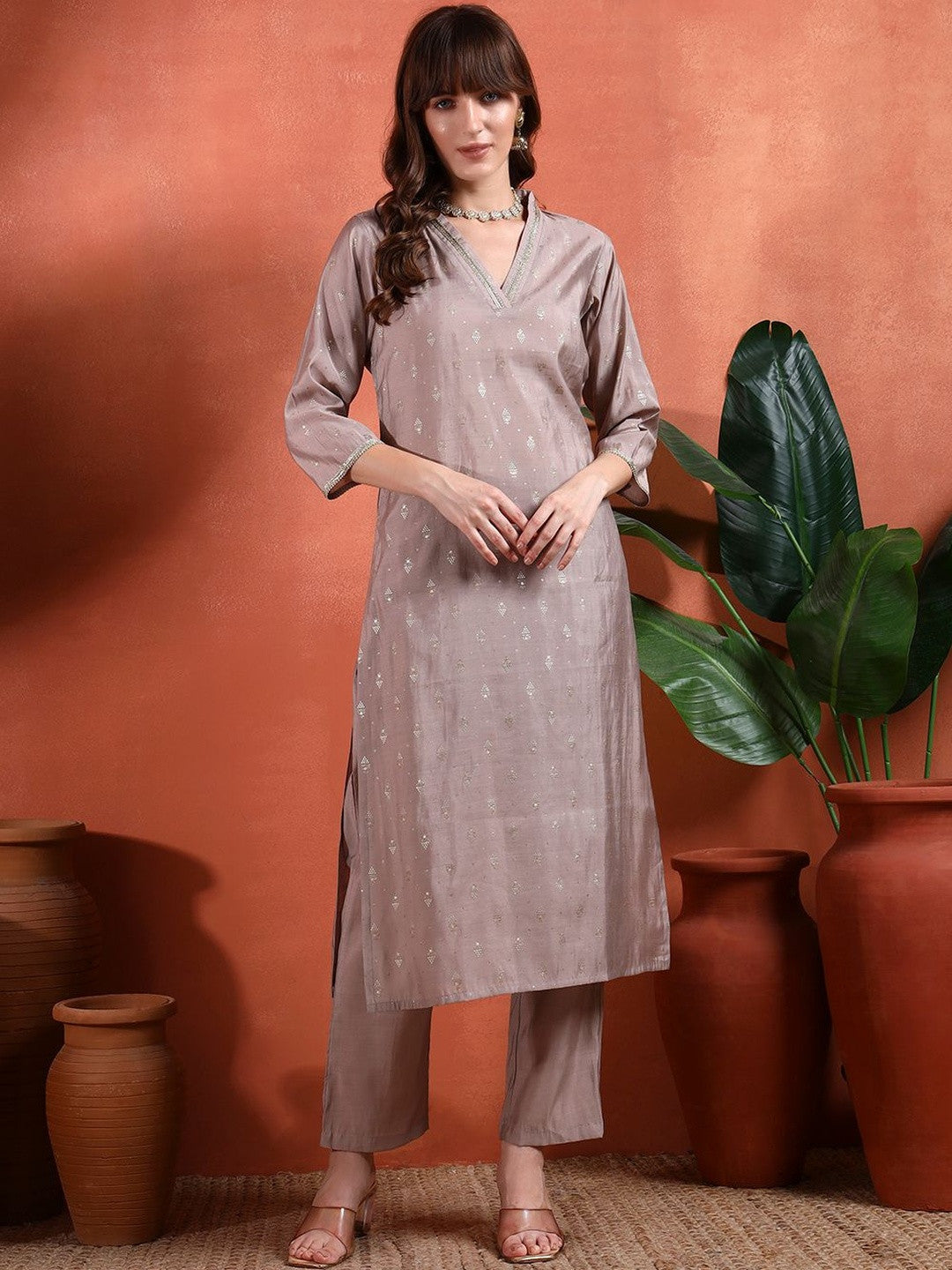 Women Ethnic Motifs Printed Regular Thread Work Kurta with Trousers