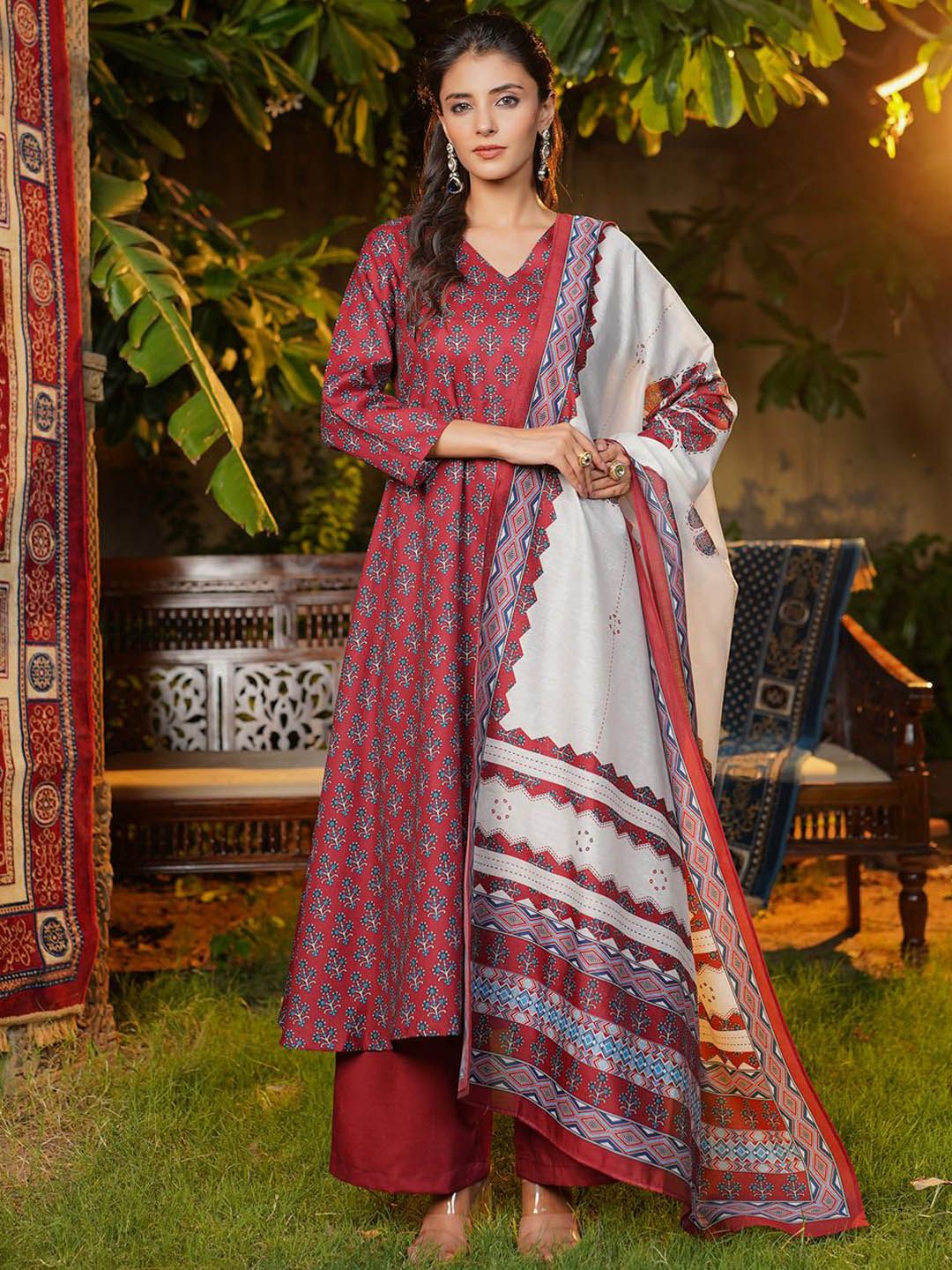 Dhiyona KL Women Floral Printed Kurta & Palazzos With Dupatta