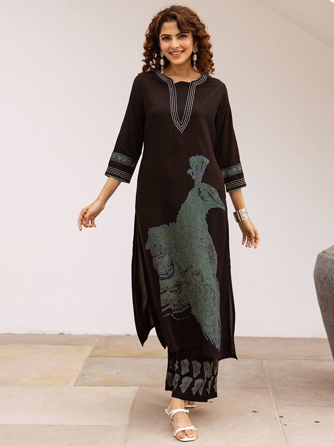 Women Printed With Embroidered Kurta With Palazzos