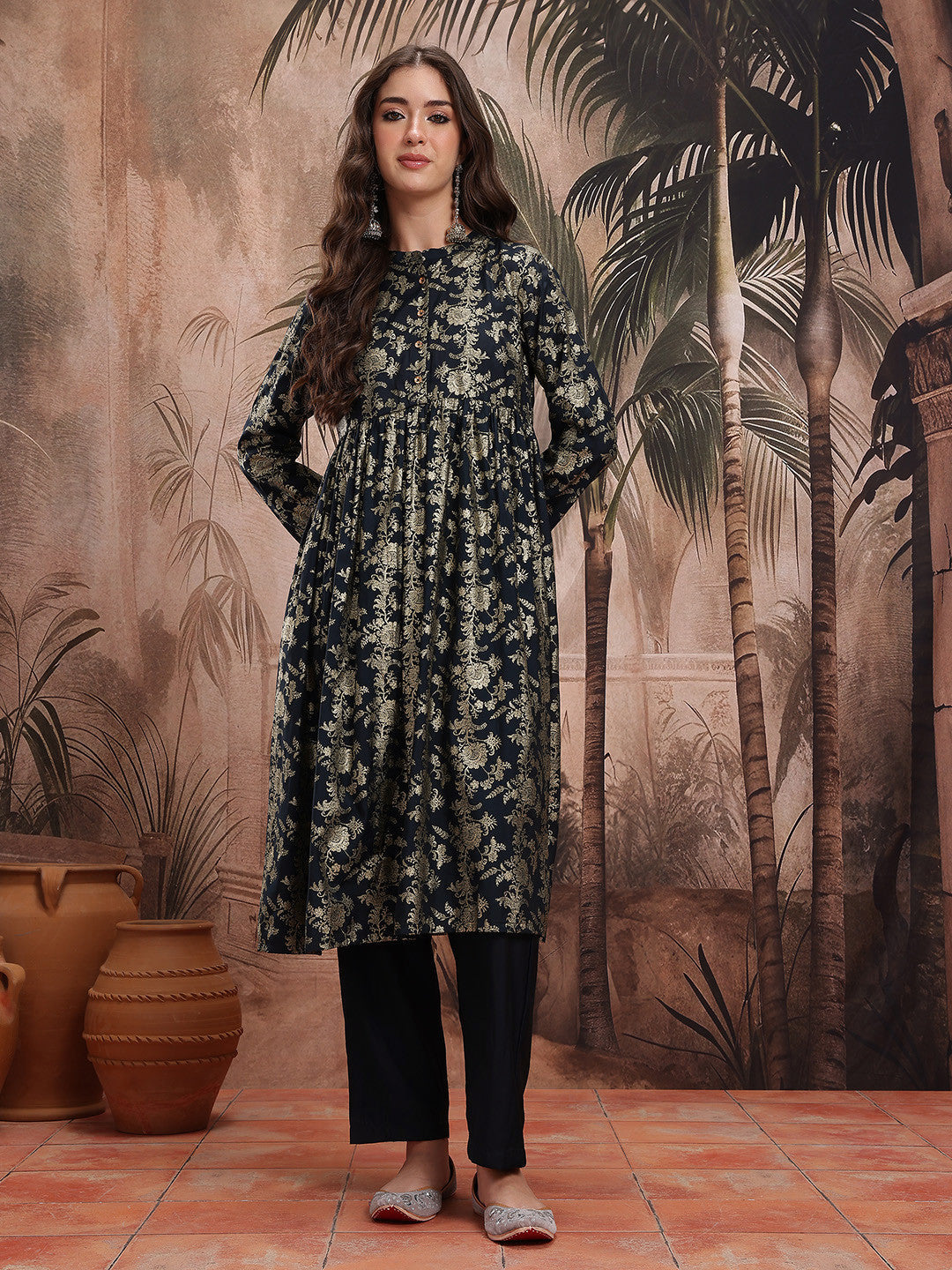 Floral Printed Regular Kurta with Trousers