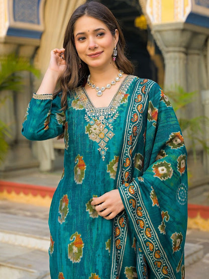 Dhiyona KL Women Ethnic Motifs Embroidered Regular Kurta with Trousers & With Dupatta