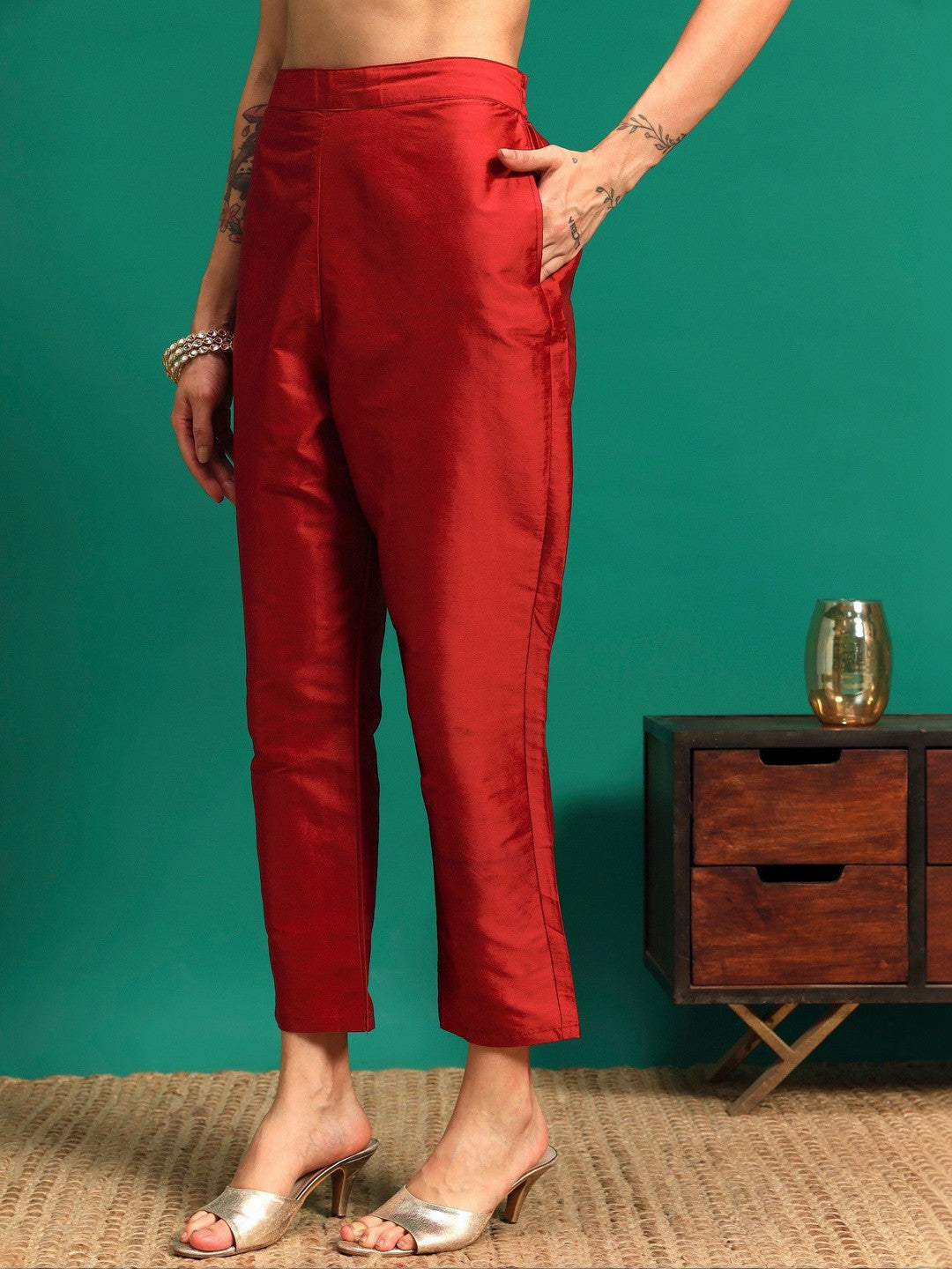 Women Ethnic Motifs Regular Kurta with Trousers & With Dupatta