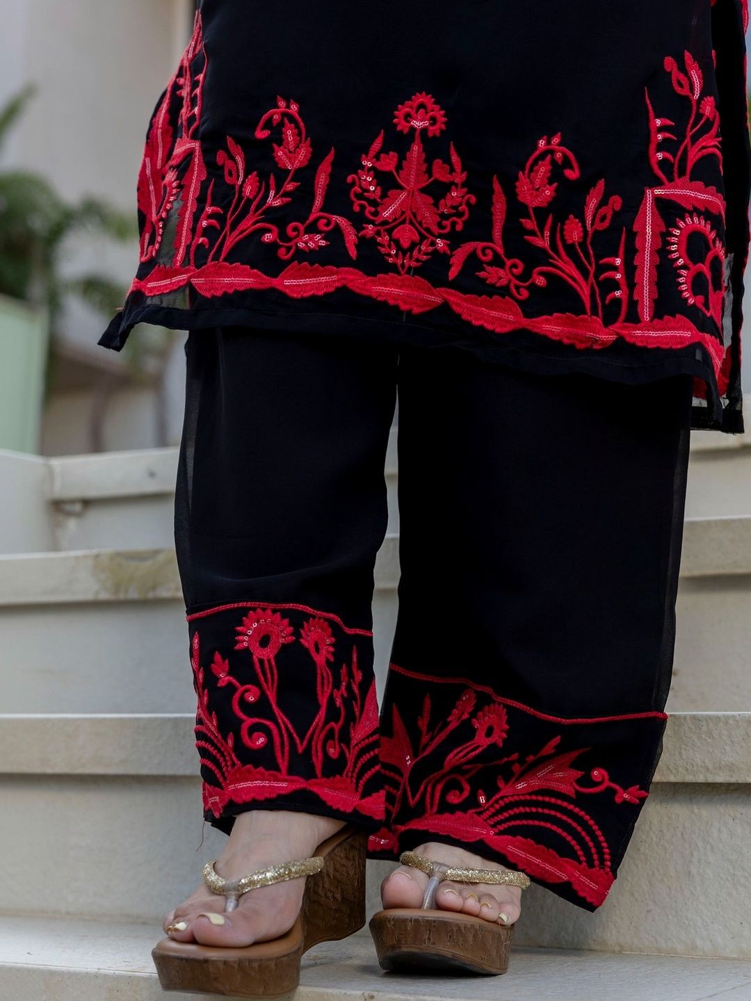 Dhiyona KL Women Ethnic Motifs Embroidered Regular Sequinned Kurta with Palazzos & With Dupatta