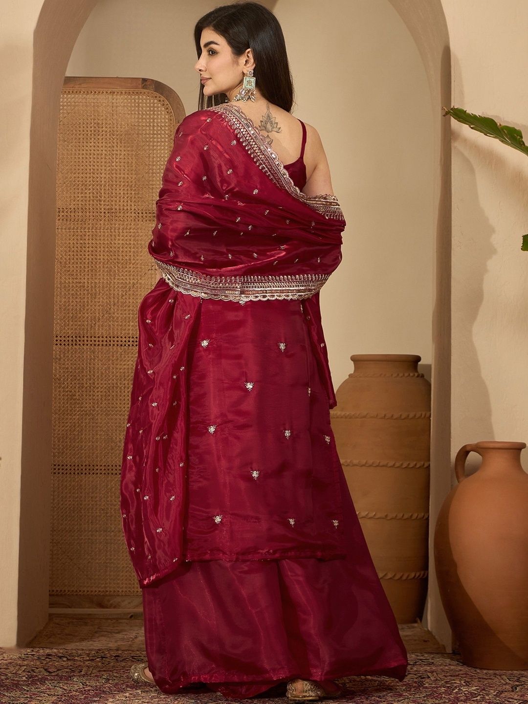 Dhiyona SN Ethnic Motifs Embroidered Round Neck Thread Work Kurta With Palazzos & Dupatta